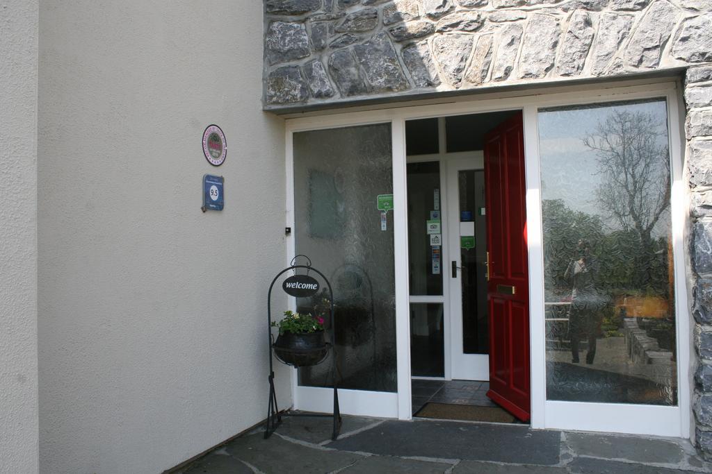 Carrowntober House B & B Oughterard Bagian luar foto