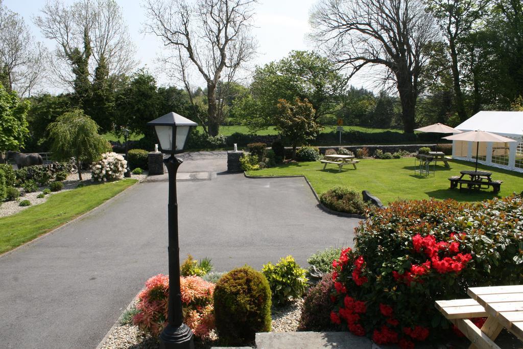 Carrowntober House B & B Oughterard Bagian luar foto